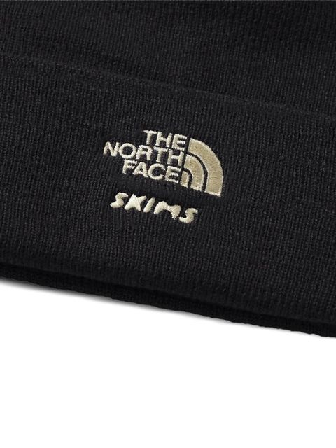 Skims x The North Face logo-embroidered beanie hat - Black - zdjęcie produktu nr 2
