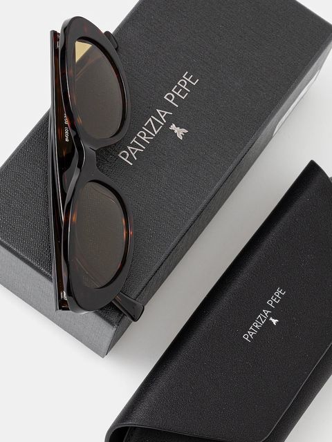 Patrizia Pepe okulary przeciwsłoneczne damskie kolor brązowy 8V0301 V051