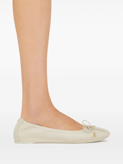 Ferragamo leather ballerina shoes - Neutrals