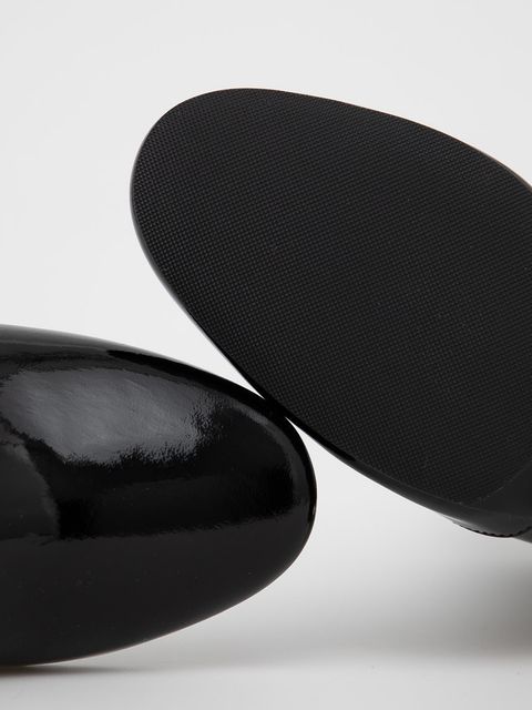 Tory Burch Botki skórzane Gigi Stretch