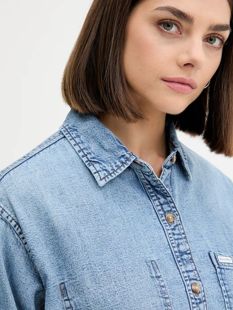 Guess Jeans koszula jeansowa damska kolor niebieski relaxed z kołnierzykiem klasycznym W5YH0D D5M86