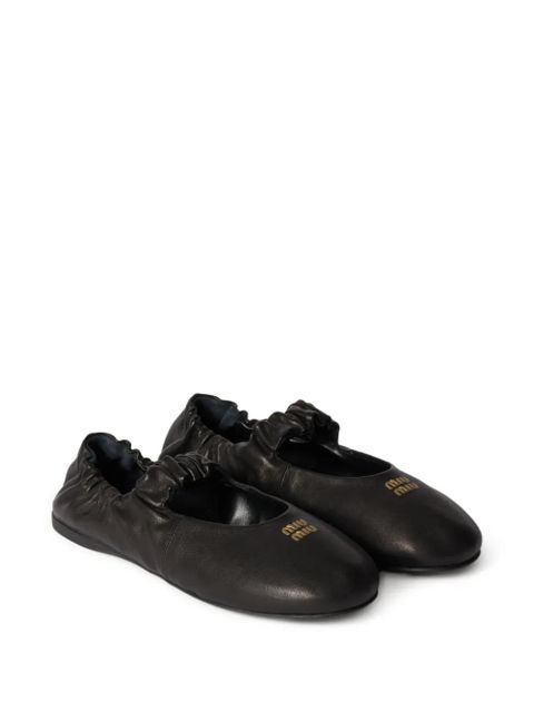 Miu Miu elasticated-detail ballet flats - Black - zdjęcie produktu nr 2