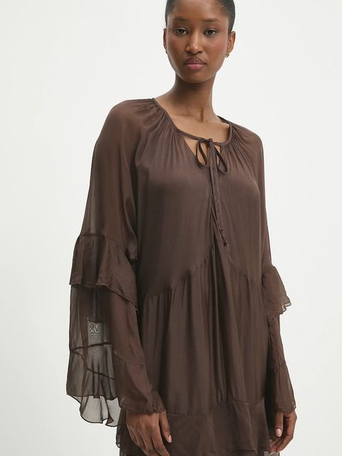 Answear.LAB sukienka z jedwabiem kolor brązowy maxi rozkloszowana