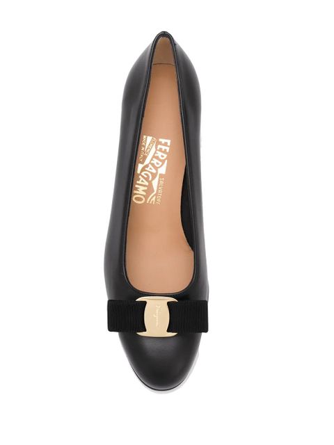 Ferragamo Vara bow pumps - Black