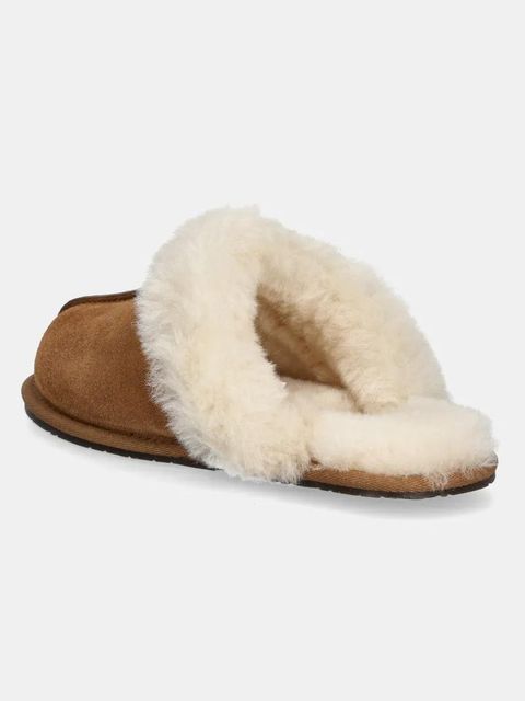 UGG Kapcie zamszowe Scuffette II 1106872.CHE