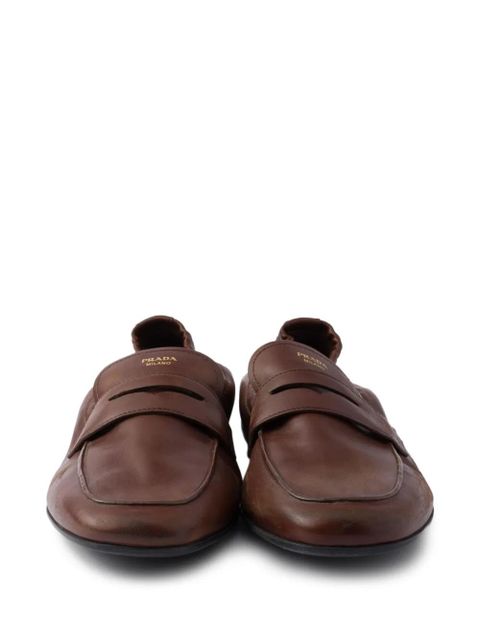 Prada logo-print leather loafers - Brown
