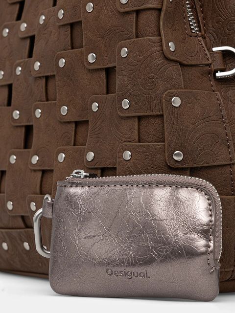 Desigual plecak NEW PATCH 1 CHOC damski kolor brązowy mały z aplikacją 25WAKP39 - zdjęcie produktu nr 2