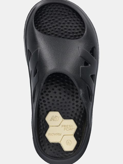 New Balance klapki RCVRY kolor czarny RCVRYSK1