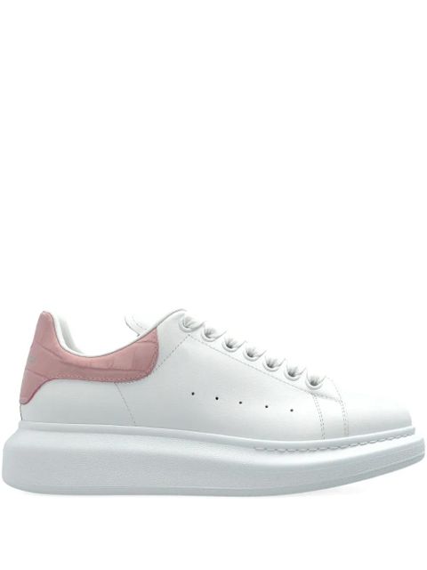 Alexander McQueen Oversized leather crocodile-effect heel sneakers - White - zdjęcie produktu nr 1