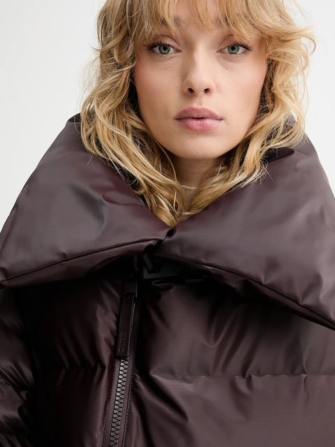 Rains kurtka 17230 Alta Vision Short Puffer Jacket kolor brązowy zimowa 17230