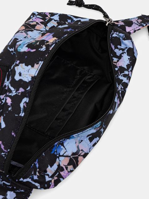 Eastpak nerka SOMMAR kolor czarny EK0A5BG65W81