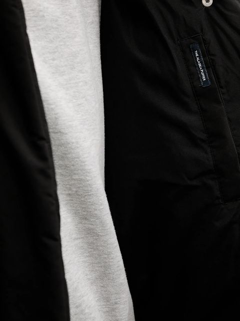 Tommy Jeans kurtka puchowa kolor czarny zimowa DW0DW21977