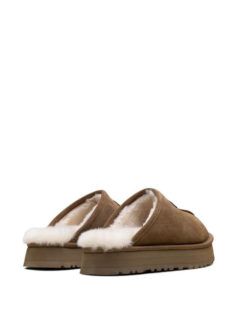 UGG Discoquette WMNS platform sheepskin boots - Brown