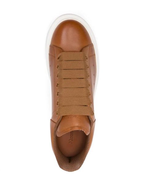 Alexander McQueen Oversized sneakers - Brown
