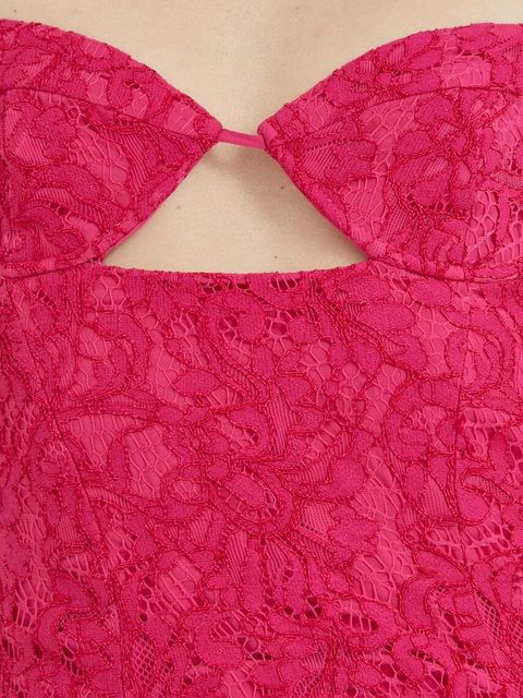 Bardot sukienka kolor różowy midi prosta