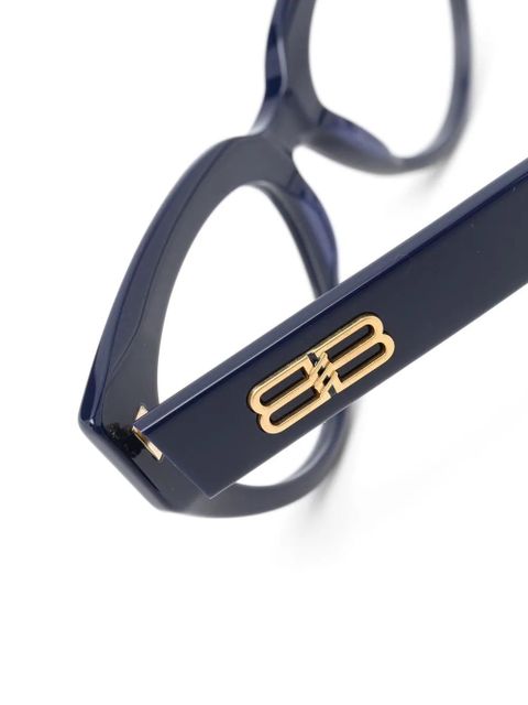 Balenciaga Eyewear logo-engraved cat-eye glasses - Blue