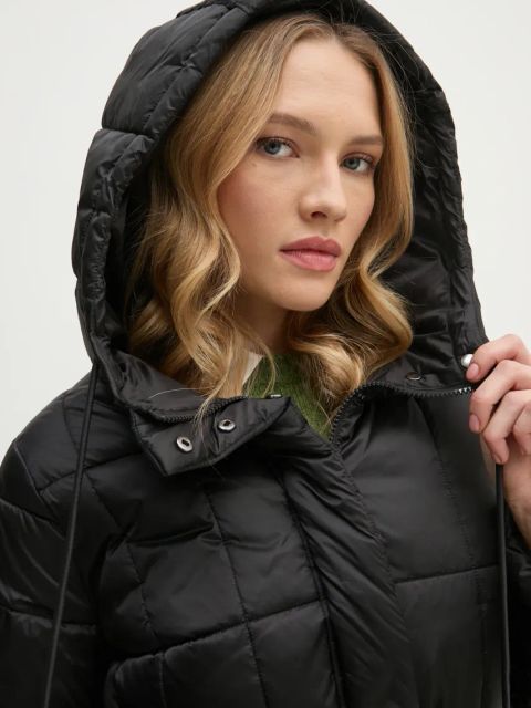 Sisley kurtka damska kolor czarny zimowa 2E3XLN052