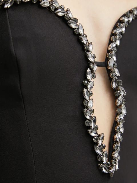 Bardot sukienka ELENI kolor czarny maxi dopasowana 58778DB1