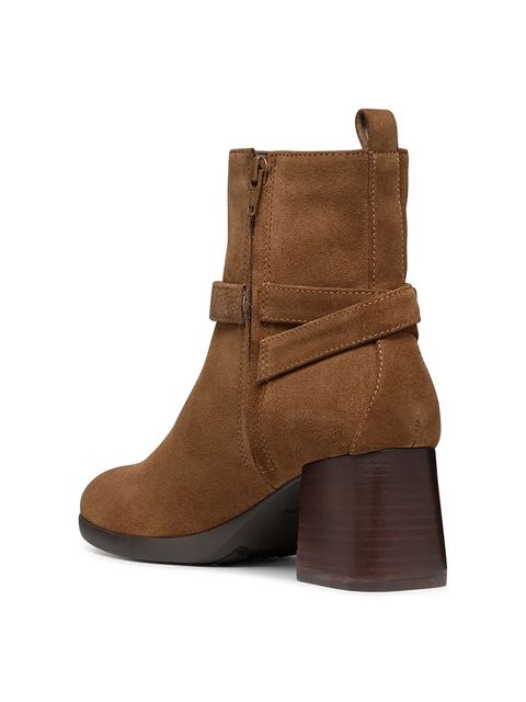 Geox botki zamszowe D WALK PLEASURE 55 damskie kolor brązowy na słupku D46XBA 00022 C6372