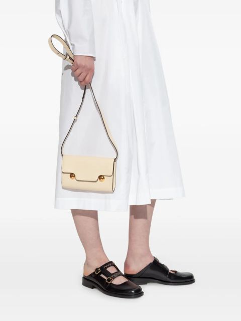 Marni logo-debossed shoulder bag - Neutrals