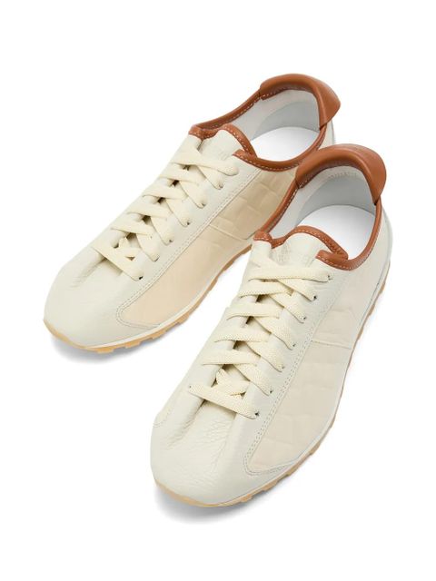 Jacquemus embossed-trim sneakers - Neutrals
