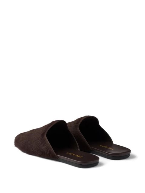 Prada logo-plaque hair-calf mules - Brown - zdjęcie produktu nr 2