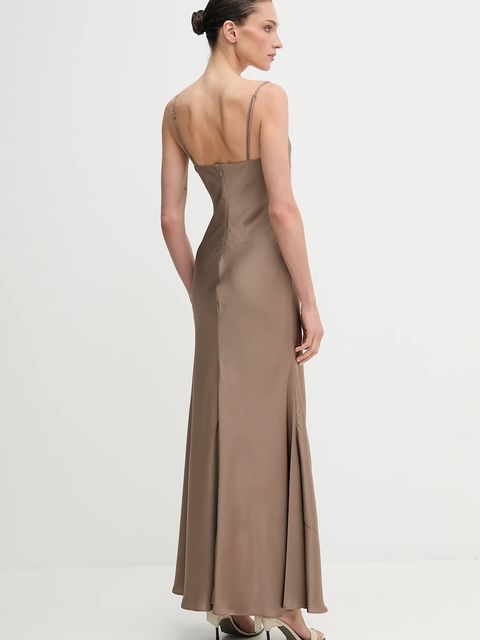 Bardot sukienka kolor brązowy maxi dopasowana 59709DB3