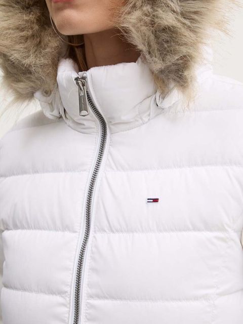 Tommy Jeans kurtka puchowa damska kolor biały zimowa DW0DW18312