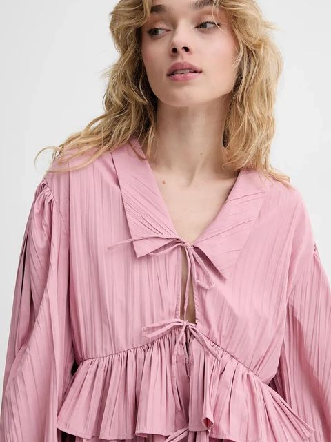 Stine Goya koszula damska kolor różowy relaxed z kołnierzykiem klasycznym SG-SS25-T054-2342