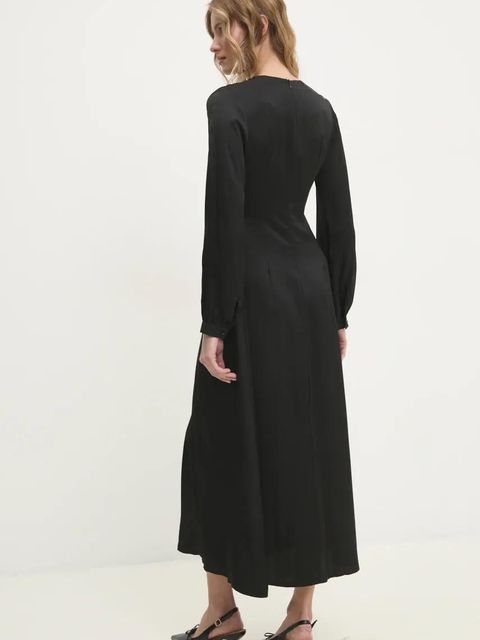 Answear.LAB sukienka kolor czarny midi rozkloszowana