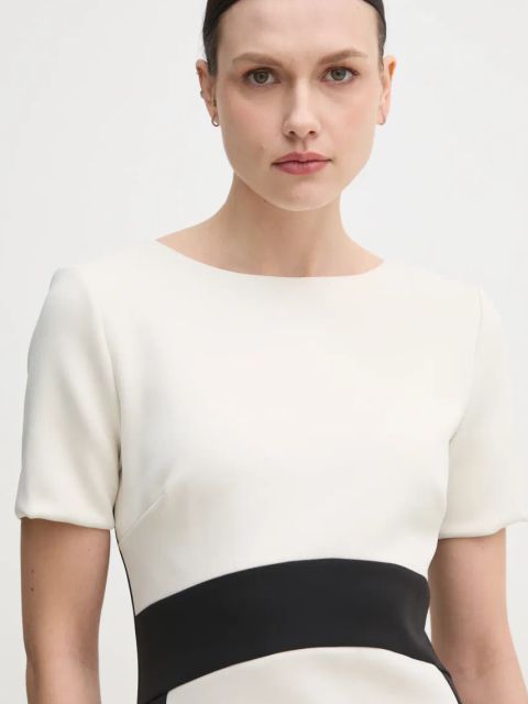 Calvin Klein sukienka kolor beżowy mini dopasowana K20K208161