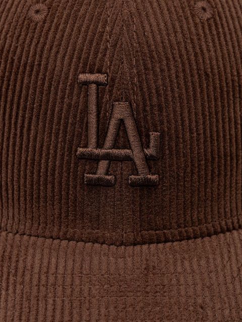 New Era czapka z daszkiem sztruksowa CORD 9FORTY® MC - zdjęcie produktu nr 1