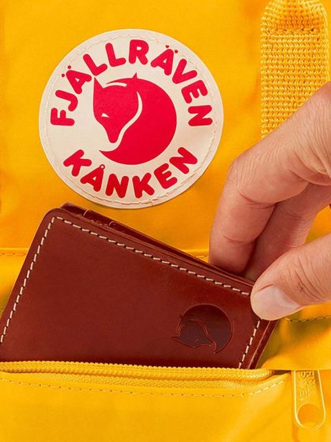 Fjallraven plecak Kanken Mini kolor pomarańczowy mały z aplikacją F23561.243-243