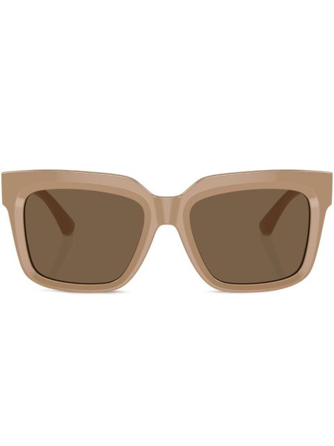 Burberry Eyewear monogram-plaque wayfarer sunglasses - Neutrals - zdjęcie produktu nr 1