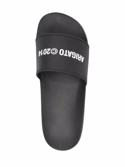 Axel Arigato logo-print slides - Black