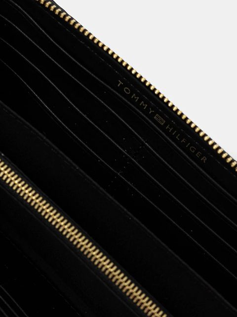 Tommy Hilfiger portfel damski kolor czarny AW0AW17955