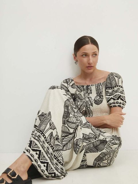 Answear.LAB sukienka kolor czarny maxi rozkloszowana