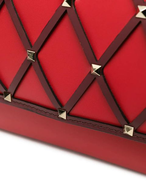 Valentino Garavani signature Rockstud-embellishment crossbody bag - Red