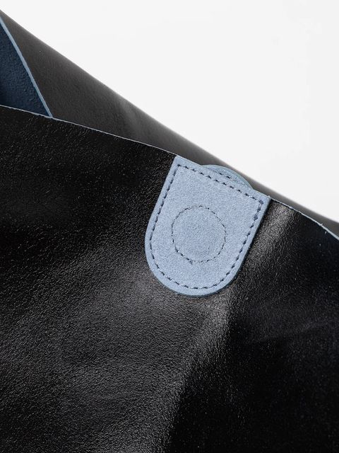 Patrizia Pepe torebka skórzana dwustronna kolor niebieski 2B0130 L153