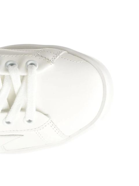 Golden Goose star-patch sneakers - White