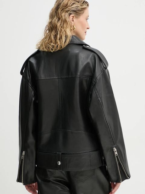 Stand Studio ramoneska Isobelle