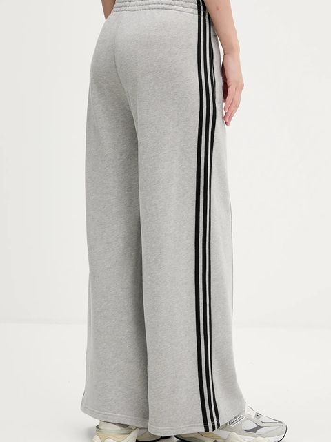 adidas Originals spodnie dresowe bawełniane 3-Stripes damskie kolor szary z aplikacją JV7476 - zdjęcie produktu nr 2