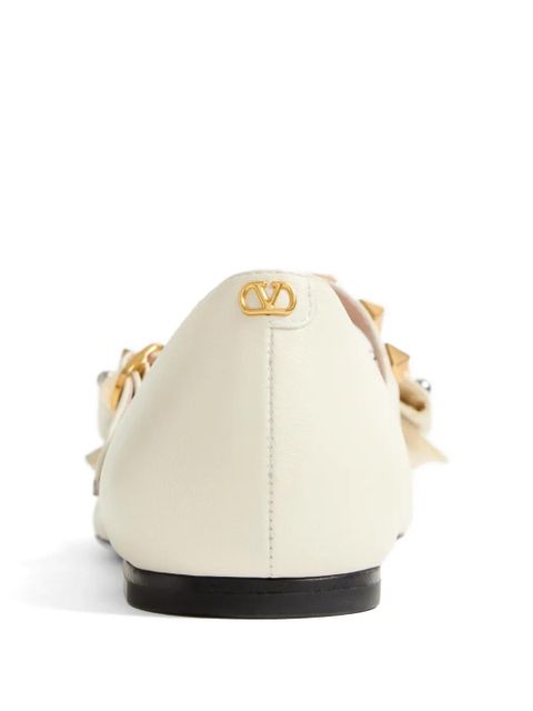 Valentino Garavani Mary-Jane Bowow ballerina in kidskin with studs - Neutrals