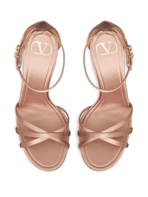 Valentino Garavani 120mm Eveninglam satin platform sandals - Neutrals