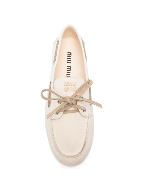 Miu Miu lace-up boat shoes - Neutrals