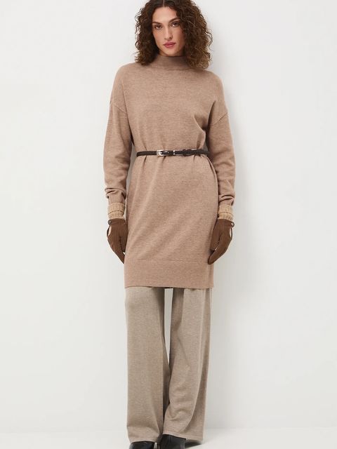 Medicine sukienka kolor beżowy midi prosta - zdjęcie produktu nr 1