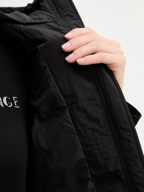 Armani Exchange bezrękawnik kolor czarny zimowy XW000651 AF16207