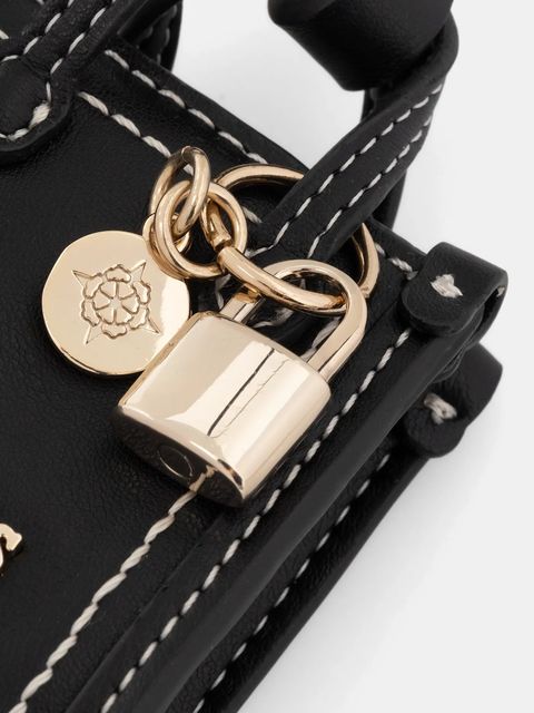 Guess brelok RW1804 P5401