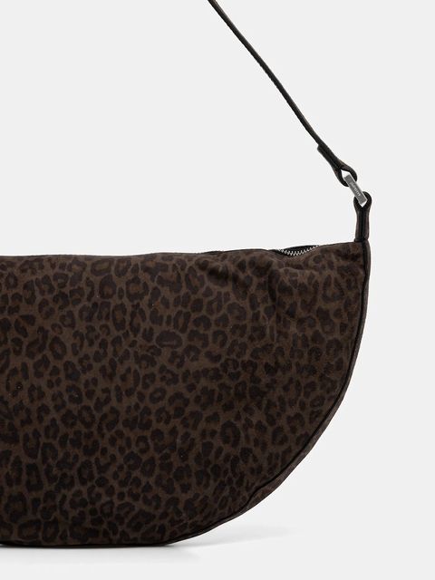 AllSaints torebka zamszowa HALFMOON kolor brązowy W357XD - zdjęcie produktu nr 2