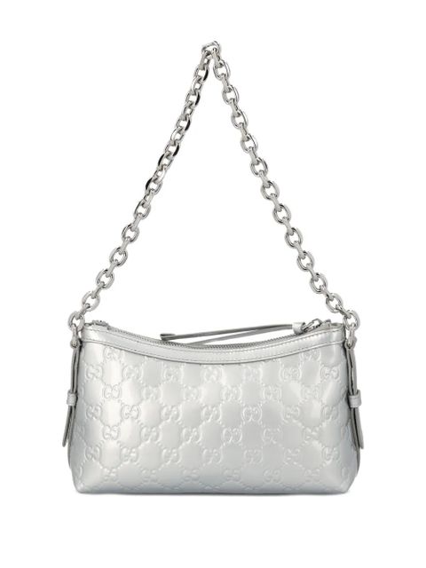 Gucci small GG Emblem embossed shoulder bag - Silver